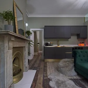 https://london-street-bath.tophotelsbath.com